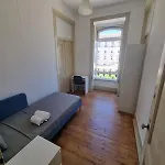 Minimalist 9bed Oasis Parliament Апартаменти Лісабон