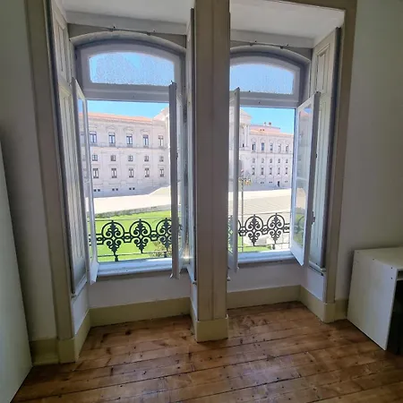 Minimalist 9bed Oasis Parliament Apartman *