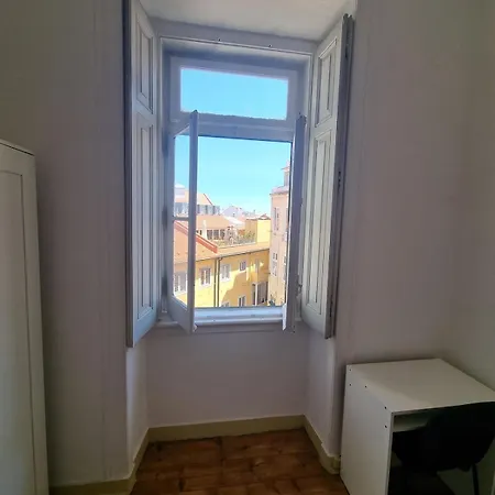 Apartment Minimalist 9bed Oasis Parliament Lisbon