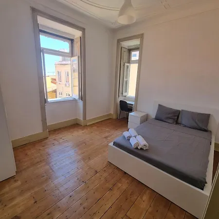 Minimalist 9bed Oasis Parliament * Lisbon