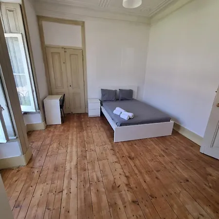 Apartment Minimalist 9bed Oasis Parliament Lisbon